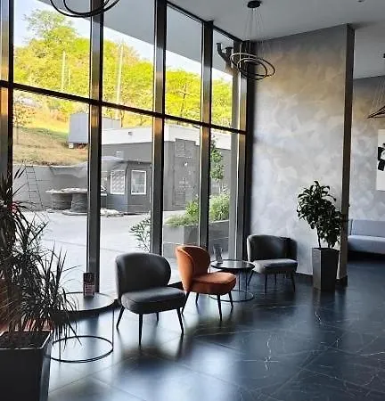 Calypso первая линия шикарные с панорамным видом на море -30м до пляжа Apartment